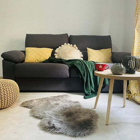 Cozy 2-Bedroom Serviced Apartment With Netflix Sagunto Exteriör bild