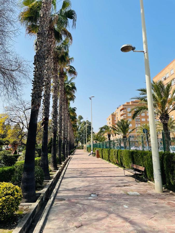 Cozy 2-Bedroom Serviced Apartment With Netflix Sagunto Exteriör bild
